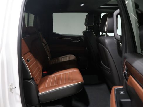 Used 2023 GMC Sierra 1500 Denali Ultimate image 21