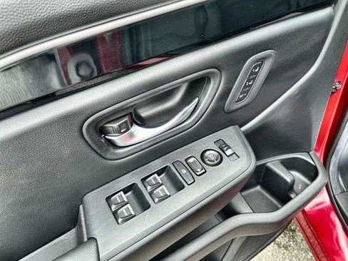 Used 2025 Honda Pilot Touring image 15