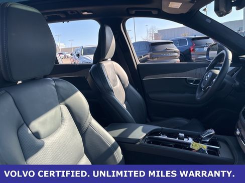 Certified 2024 Volvo XC90 B6 Ultimate w/ Lounge Package image 13