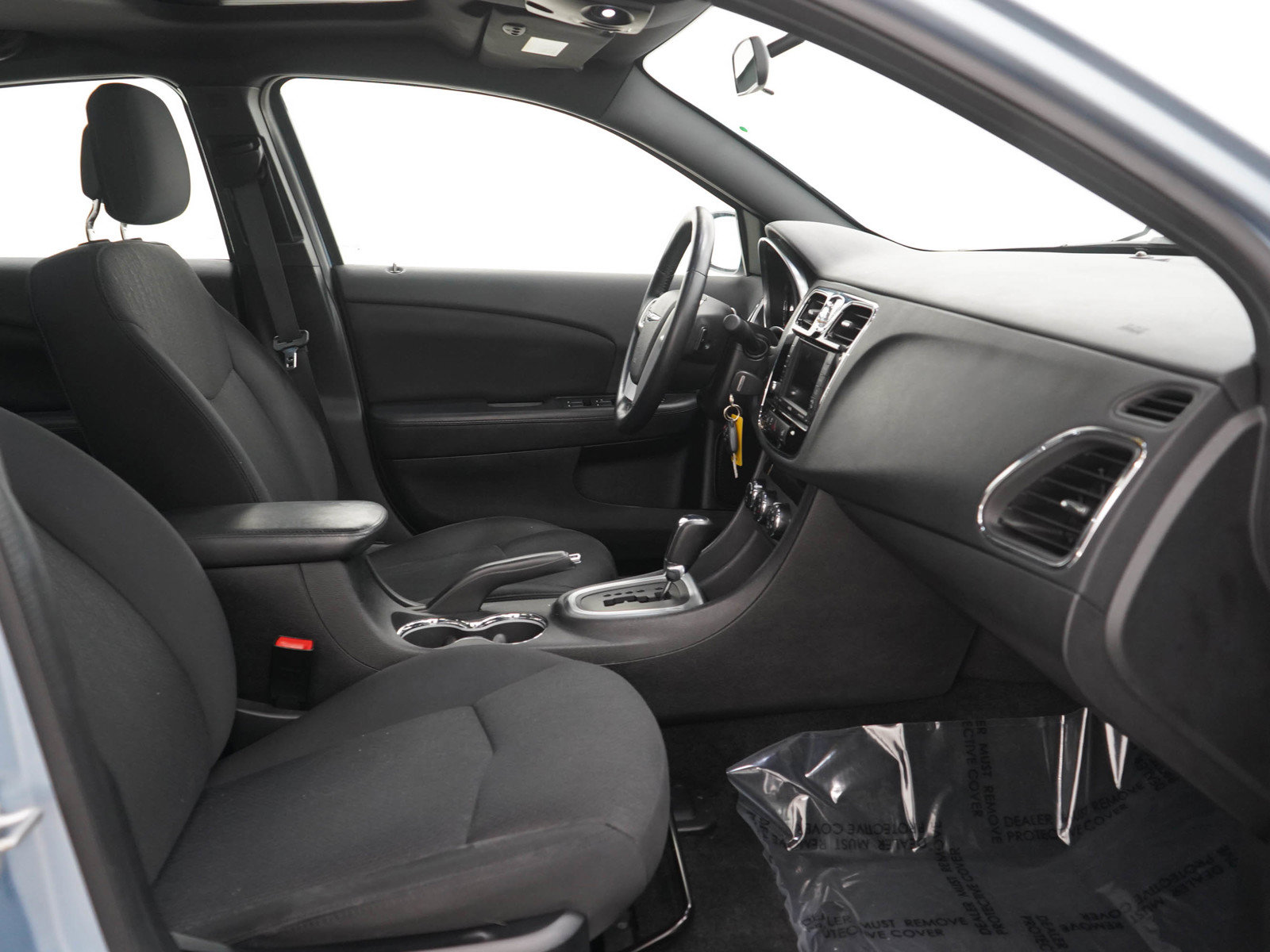 Used 2012 Chrysler 200 Touring w/ Cold Weather Group FWD image 10