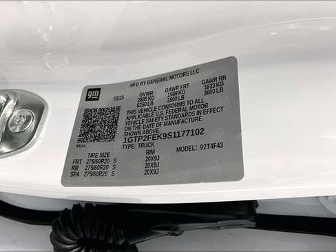 Used 2025 GMC Canyon Denali image 35