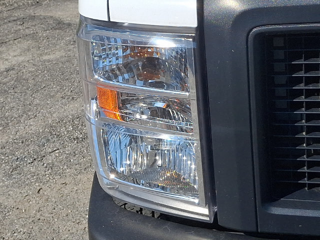 Used 2024 Ford E-450 and Econoline 450 Super Duty RWD image 26