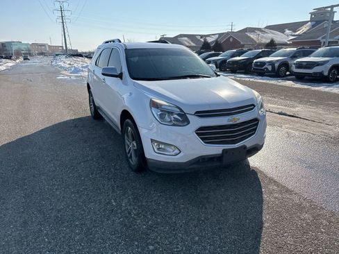 Used 2017 Chevrolet Equinox Premier w/ Enhanced Convenience Package image 8