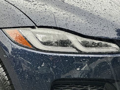 New 2026 Jaguar F-PACE R-Dynamic S AWD/4WD image 11