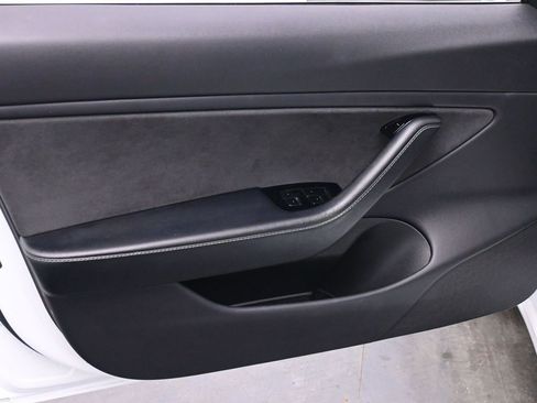 Used 2019 Tesla Model 3 Long Range image 10