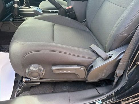 Used 2020 Jeep Wrangler Unlimited Sport AWD/4WD image 9