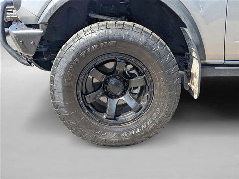 Used 2022 Ford Bronco Black Diamond image 22