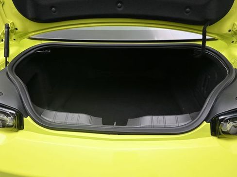 Used 2021 Chevrolet Camaro LT w/ RS Package image 24