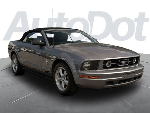 Used 2007 Ford Mustang Premium image 8