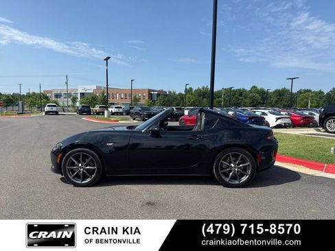 Used 2017 MAZDA MX-5 Miata RF Grand Touring RWD image 8