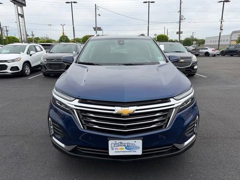Used 2023 Chevrolet Equinox Premier FWD image 2