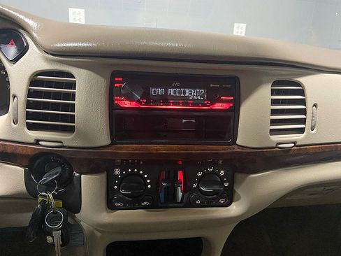 Used 2004 Chevrolet Impala LS w/ Preferred Equipment Group image 26