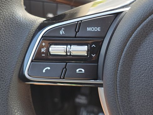Used 2020 Kia Sportage LX FWD image 11