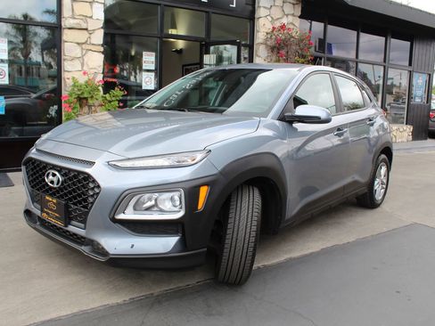 Used 2021 Hyundai Kona SE FWD image 1