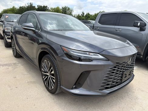 Used 2024 Lexus RX 350 Premium w/ Accessory Package (Z1) FWD image 4