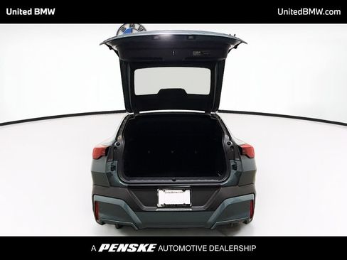 Used 2026 BMW X2 xDrive28i AWD/4WD image 14