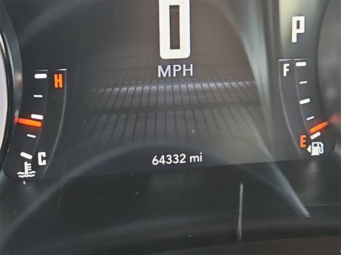 Used 2022 Dodge Challenger R/T w/ Blacktop Package image 20