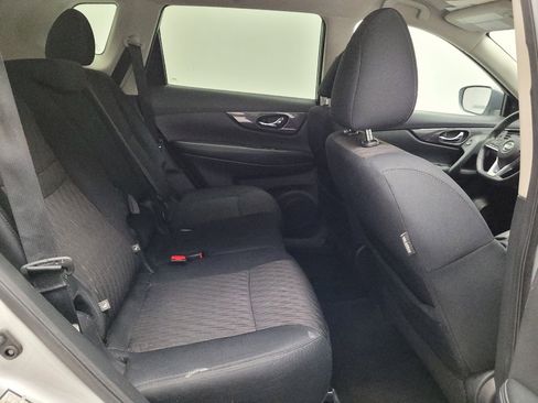 Used 2019 Nissan Rogue SV FWD image 19