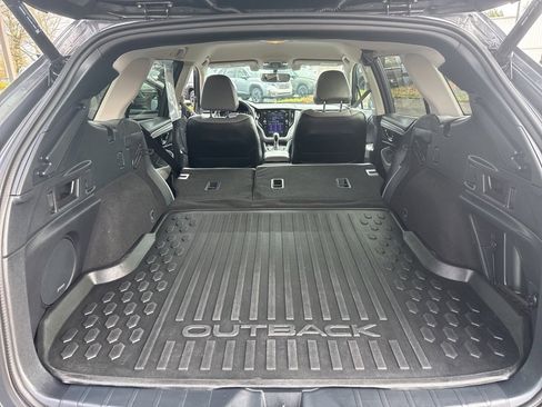 Used 2022 Subaru Outback Limited image 22