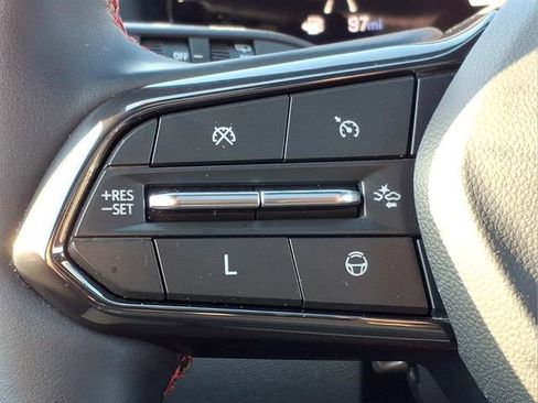 Used 2024 Chevrolet Traverse RS w/ LPO, Floor Liner Package FWD image 24