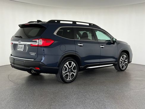 Used 2024 Subaru Ascent Touring AWD/4WD image 4