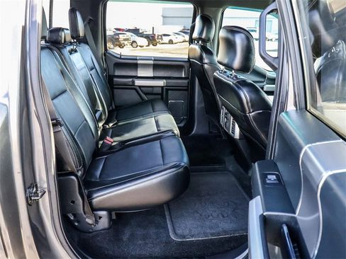 Used 2015 Ford F150 Lariat image 22