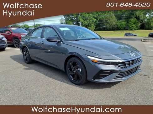 New 2026 Hyundai Elantra SEL Sport Premium FWD image 7