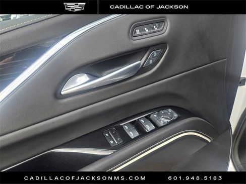 Used 2024 Cadillac Escalade Sport image 15