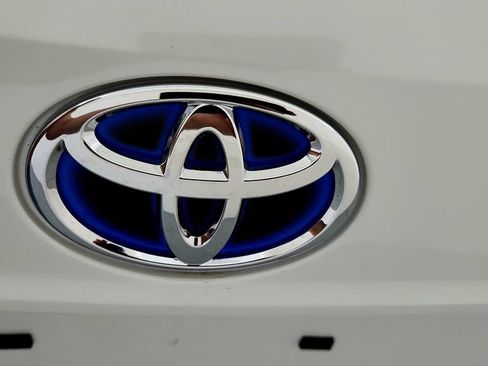 Used 2023 Toyota Highlander Bronze Edition AWD/4WD image 13