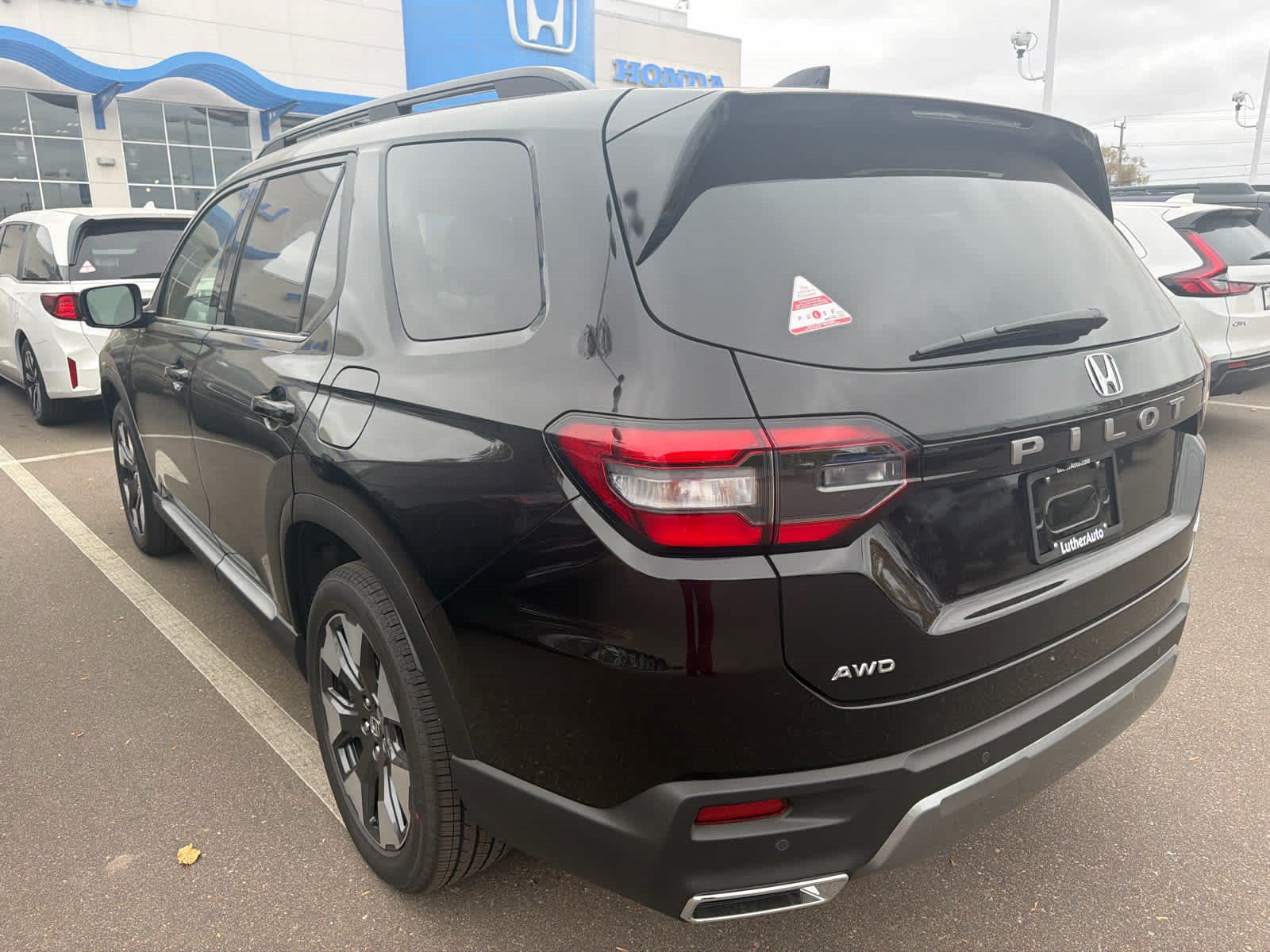 Used 2026 Honda Pilot Elite image 9