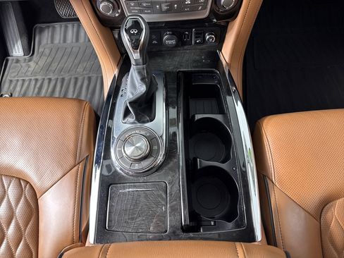 Used 2019 INFINITI QX80 Luxe w/ Proactive Package AWD/4WD image 24