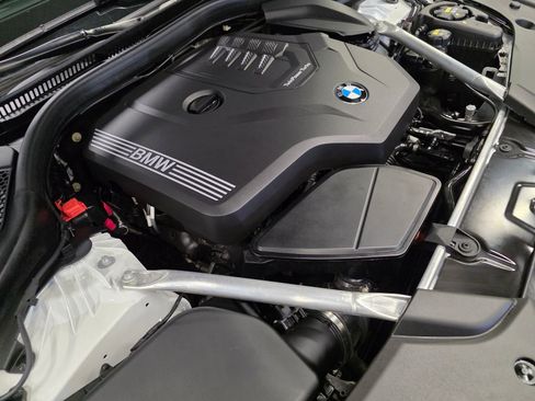Used 2023 BMW 530i xDrive AWD/4WD image 42