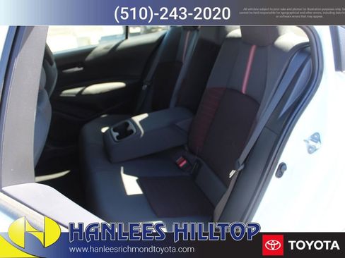 Used 2024 Toyota Corolla SE w/ SE Premium Package image 14