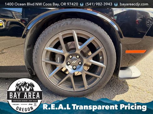 Used 2017 Dodge Challenger Scat Pack RWD image 11