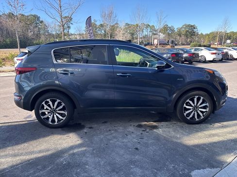 Used 2018 Kia Sportage EX w/ EX Premium Package AWD/4WD image 6