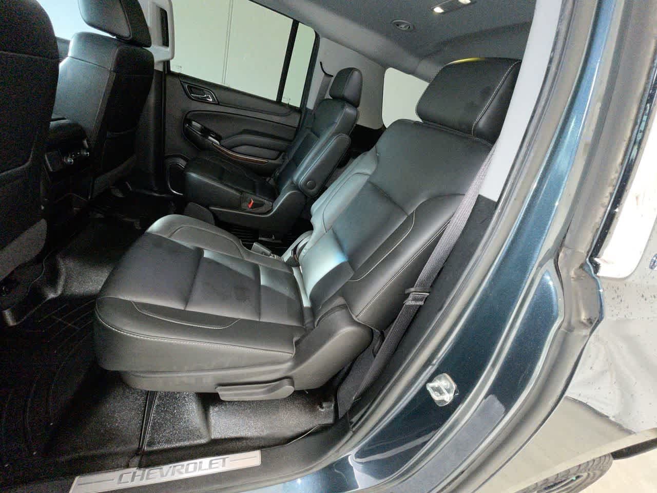 Used 2019 Chevrolet Suburban LT AWD/4WD image 23