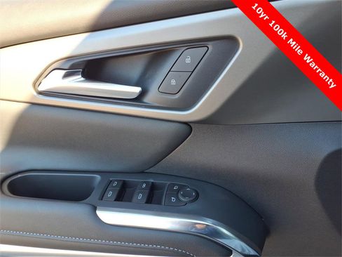 New 2026 Chevrolet Traverse LT w/ Sun and Wheel Package image 27