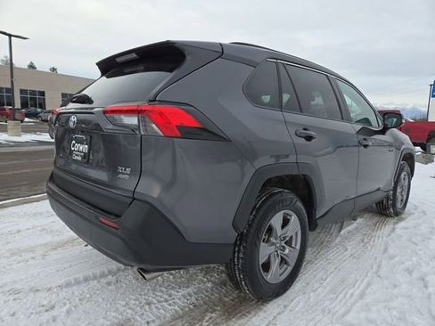 Used 2023 Toyota RAV4 XLE image 14