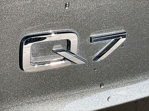 Used 2023 Audi Q7 2.0T Premium Plus w/ Premium Plus Package image 30