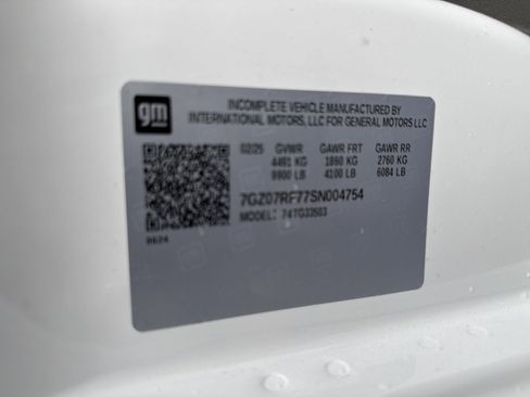 New 2025 GMC Savana 3500 w/ Power Convenience Package image 39