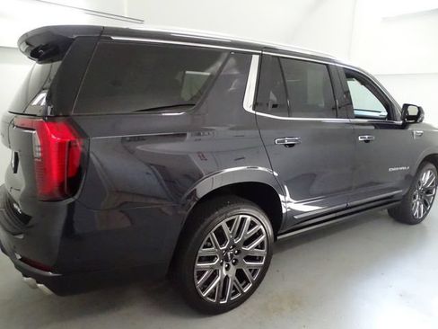 Certified 2026 GMC Yukon Denali Ultimate w/ LPO, Floor Liner Package AWD/4WD image 23