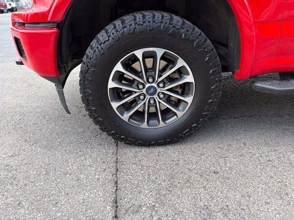 Used 2018 Ford F150 XLT w/ Equipment Group 302A Luxury AWD/4WD image 9