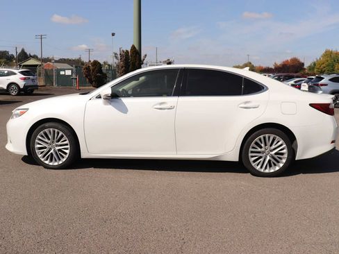 Used 2014 Lexus ES 350 w/ Luxury Package FWD image 8