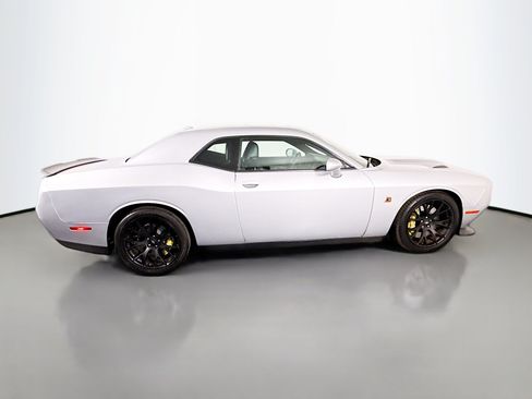 Used 2019 Dodge Challenger R/T Scat Pack w/ Dynamics Package RWD image 11