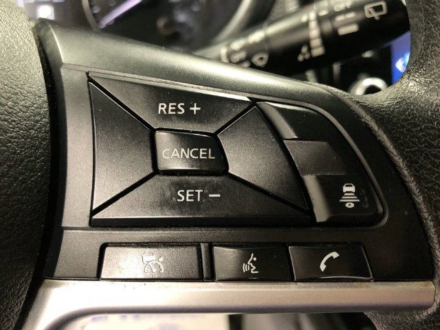 Used 2021 Nissan Kicks SV FWD image 30