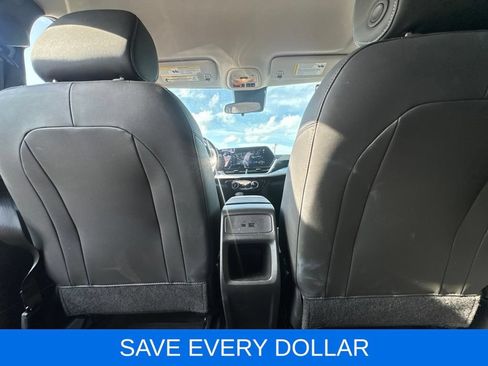 Used 2024 Chevrolet Trax LT w/ Driver Confidence Package FWD image 20