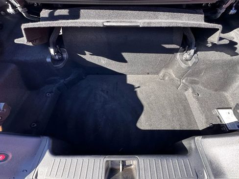 Used 2016 Mercedes-Benz SL 550 image 32