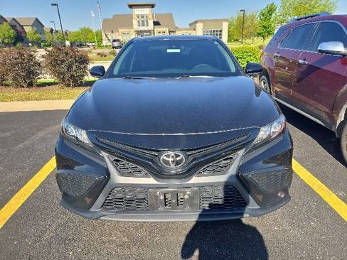Used 2023 Toyota Camry SE w/ Convenience Package AWD/4WD image 2