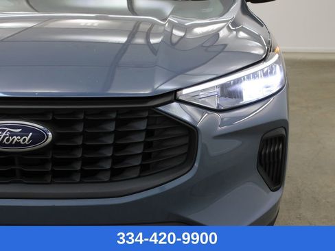 Used 2023 Ford Escape Base image 7