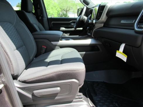 New 2026 RAM 1500 Big Horn AWD/4WD image 10